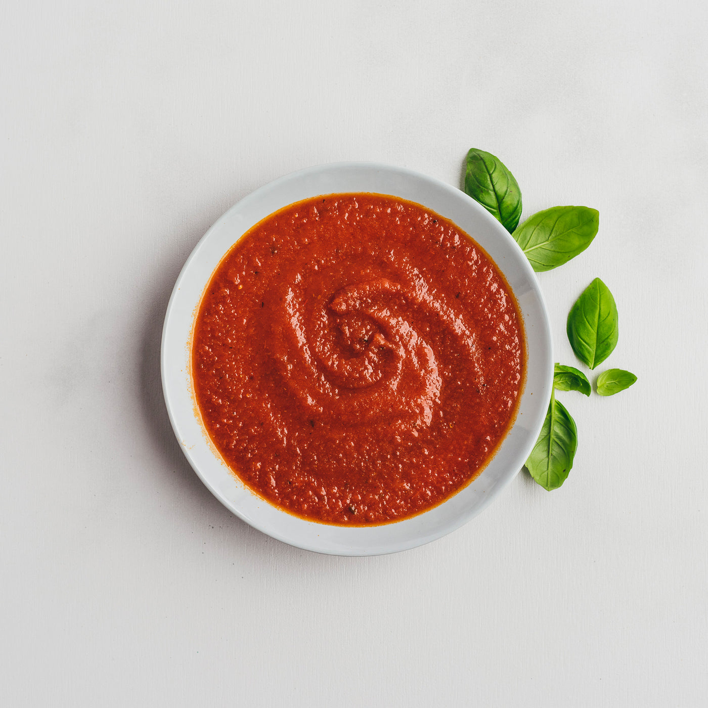 Kuumennusta vaille valmis tomaattikeitto | Feelia Ruokakauppa